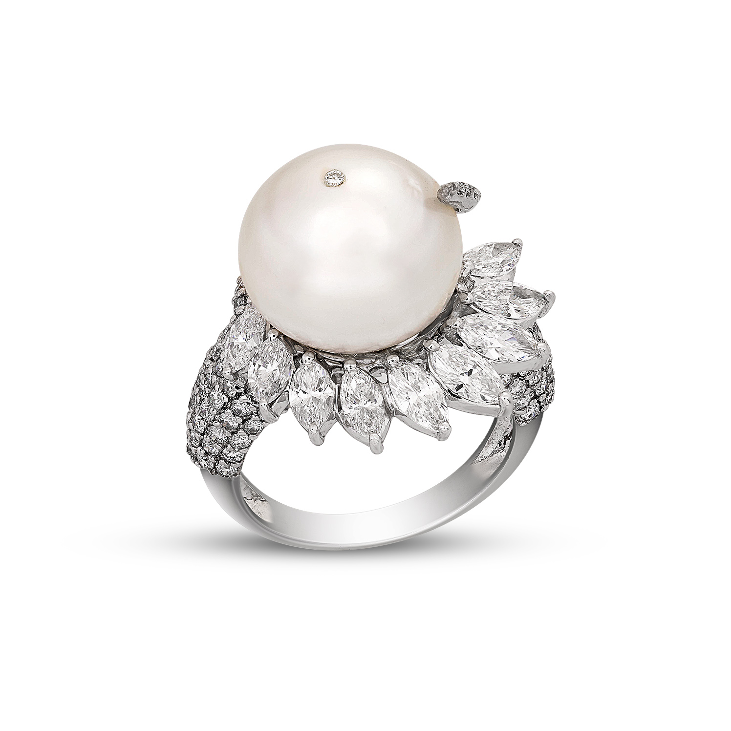 19 Pearl Engagement Rings That Are As Unique As They Are Stunning | Pearl  engagement ring, Gemstone jewelry, Tiffany jewelry